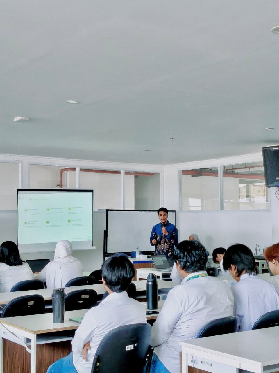 Sesi pemaparan Learning Objectives In-House Training Session II Pelatihan K3 Migas